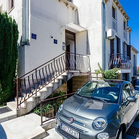 Princ Hrvoje- One-bedroom With Balcony- 1 شقة دوبروفينك