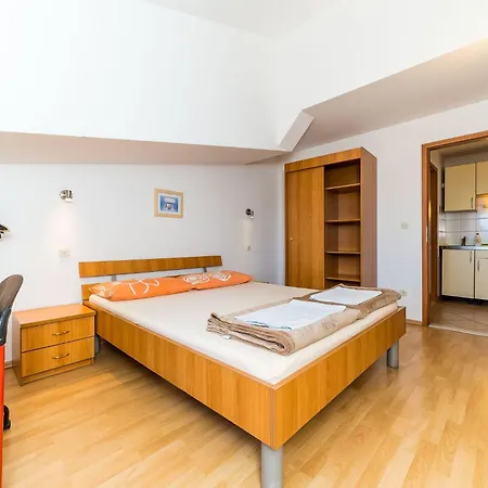 Princ Hrvoje- One-bedroom With Balcony- 1 Ragusa