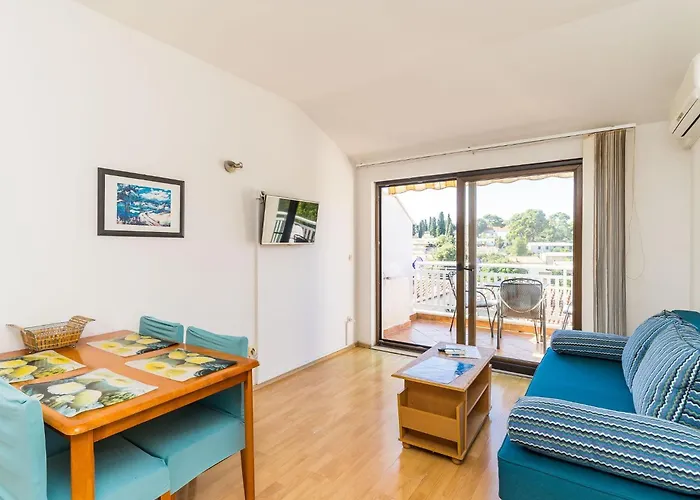 Princ Hrvoje- One-bedroom With Balcony- 1 *