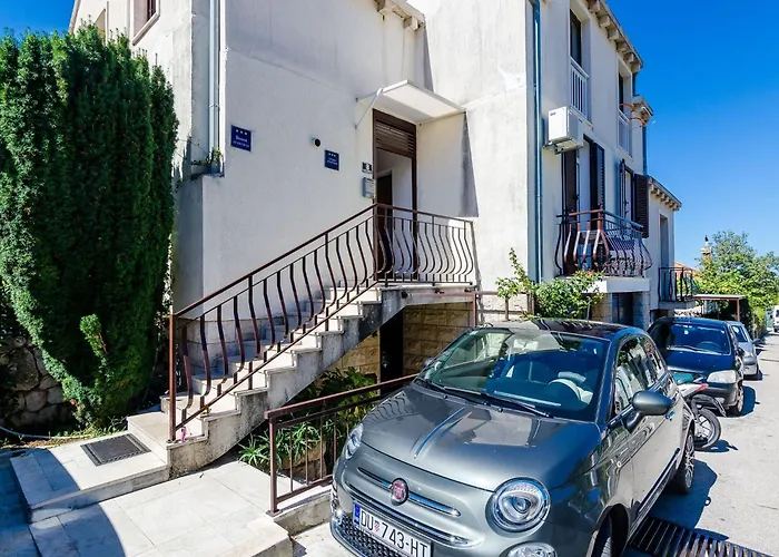 Princ Hrvoje- One-bedroom With Balcony- 1 Apartament Dubrownik